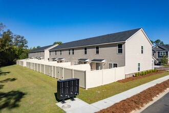 Hartford in Statesboro, GA - Foto de edificio - Building Photo