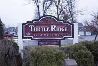 Turtle Ridge Townhouse in St Francis, MN - Building Photo - Building Photo