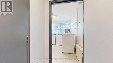 1 Marquette Ave in Toronto, ON - Building Photo - Building Photo