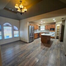 514 Mission Arch Dr in Roswell, NM - Building Photo - Building Photo