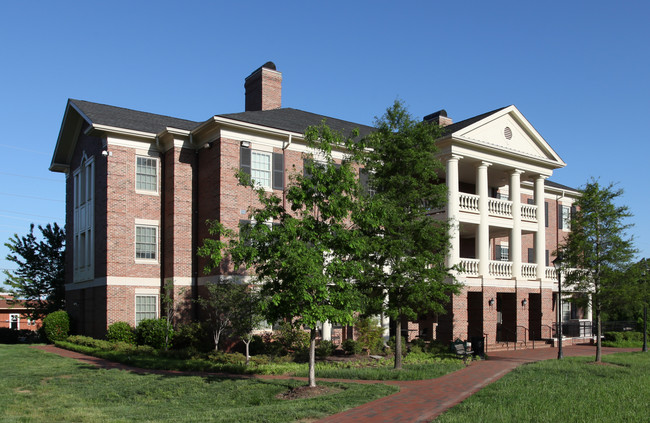 Bingham Residence Hall in Raleigh, NC - Building Photo - Building Photo