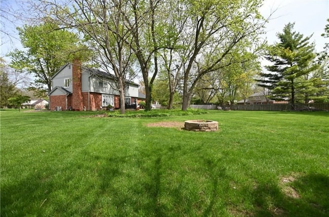 7015 Keston Cir in Indianapolis, IN - Building Photo - Building Photo