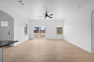 8908 Cambria Cir in Fort Smith, AR - Building Photo