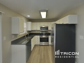7 Stone Garden Ct in Owings Mills, MD - Building Photo - Building Photo