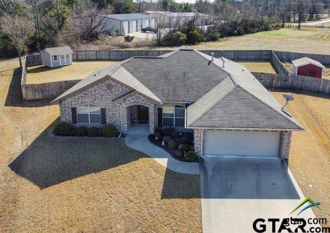 11595 3 Chimneys Dr in Flint, TX - Building Photo