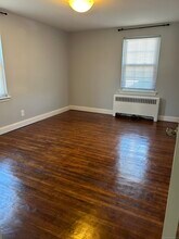 45 Standish Rd in Stamford, CT - Building Photo - Building Photo