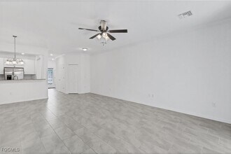 12062 Via Lighthouse Ln in Ft. Myers, FL - Building Photo - Building Photo
