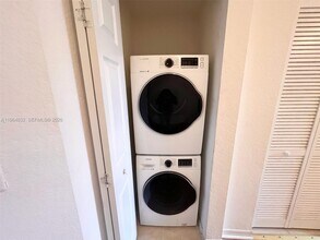 4915 SW 140th Terrace in Miramar, FL - Building Photo - Building Photo