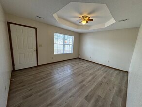 219 Aaron Ln in Grain Valley, MO - Building Photo - Building Photo