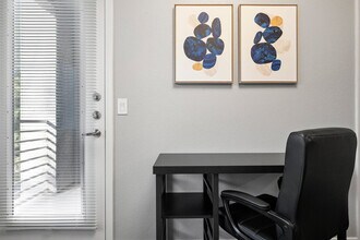 14 W Villa Rita Dr, Unit SI ID1244300P in Phoenix, AZ - Building Photo - Building Photo