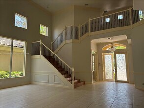 138 Tranquilla Dr in Palm Beach Gardens, FL - Foto de edificio - Building Photo