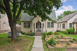 4615 34th Ave S in Minneapolis, MN - Building Photo