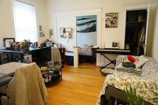 42 Strathmore Rd, Unit 1 in Boston, MA - Building Photo