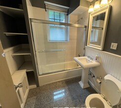 1999 Commonwealth Ave, Unit 01-2 in Boston, MA - Foto de edificio - Building Photo