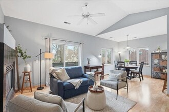 1140 E Dayton St in Madison, WI - Building Photo - Building Photo