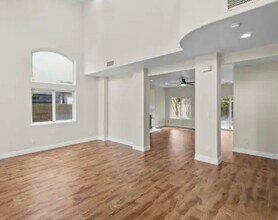 2669 E Sean Ave in Fresno, CA - Building Photo - Building Photo