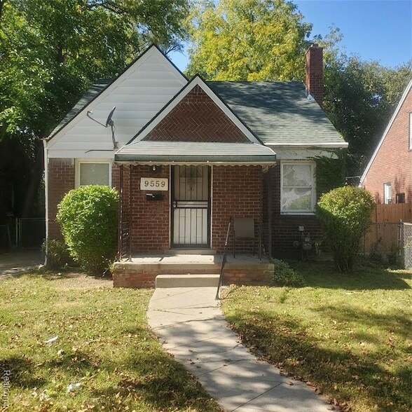 property at 9559 Hubbell Ave