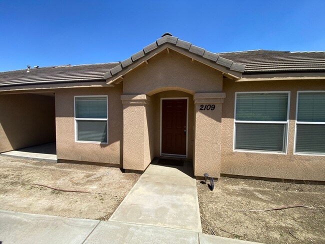 property at 2109 Bella Oaks Dr