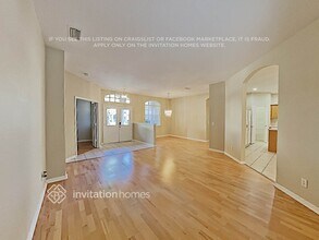 7214 Colonial Lake Dr in Riverview, FL - Building Photo - Building Photo