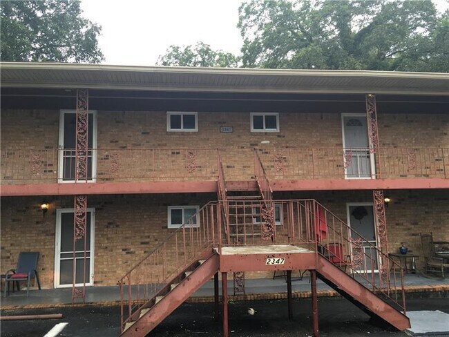 2347 Newnan St-Unit -F4 in East Point, GA - Building Photo - Building Photo