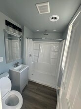 2250 Calumet Dr, Unit 2250A in Sheboygan, WI - Foto de edificio - Building Photo