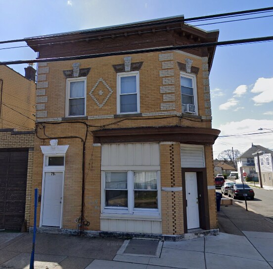 75 Lodi St, Unit 79A in Hackensack, NJ - Building Photo