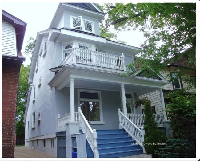 70 Waverley Rd in Toronto, ON - Building Photo - Building Photo