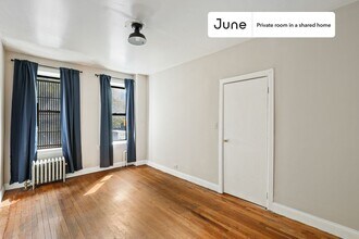 Private bedroom in 4 bed/1 bath Home in New York, NY - Building Photo - Building Photo
