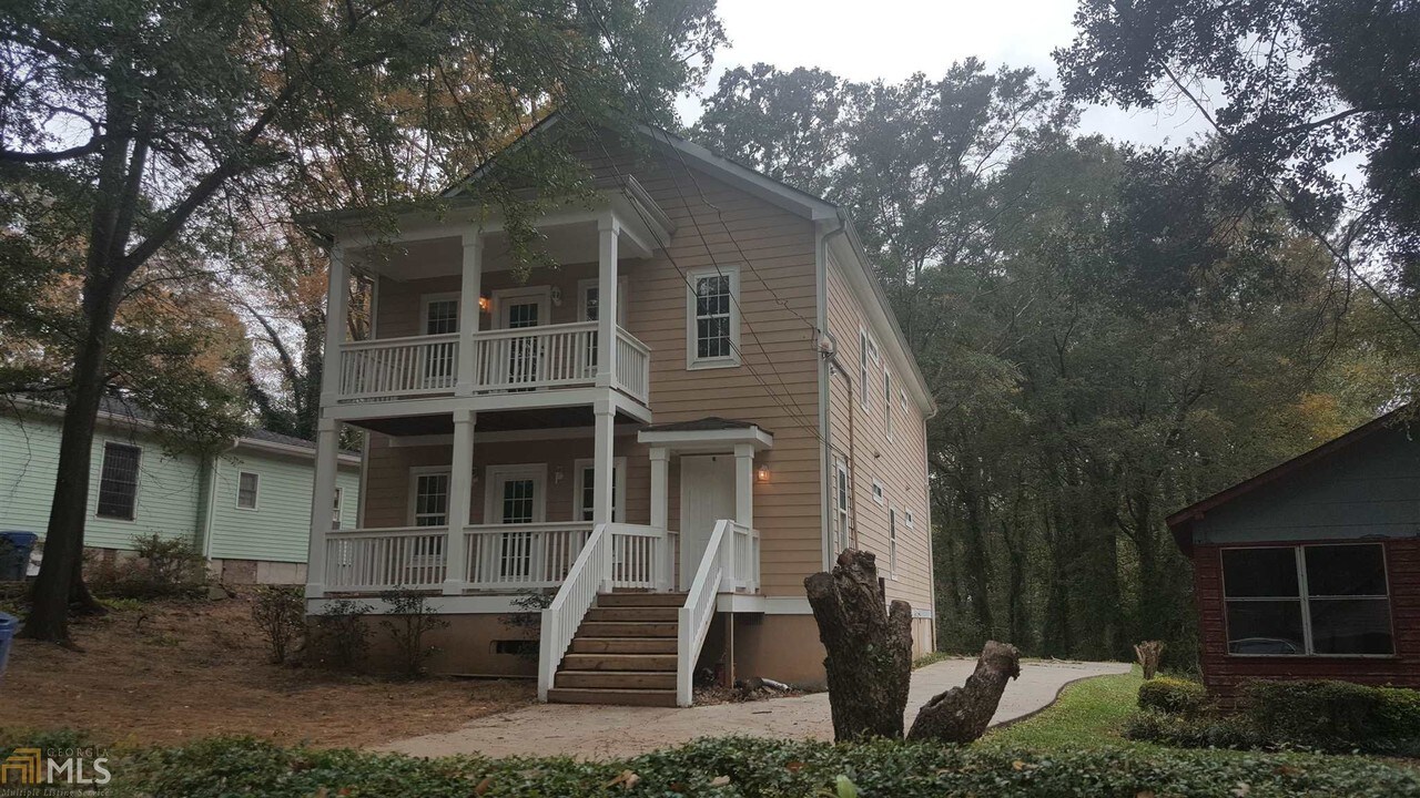 854 Ridge Ave NW in Atlanta, GA - Building Photo