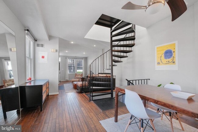 property at 3256 Q St NW