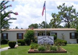 Paradise Village in Jacksonville, FL - Building Photo - Building Photo