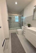 464 Hungry Harbor Rd in Valley Stream, NY - Building Photo - Building Photo