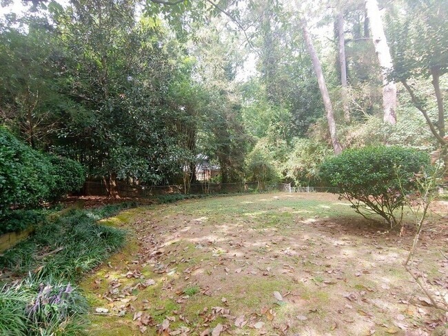 property at 1248 Park Blvd