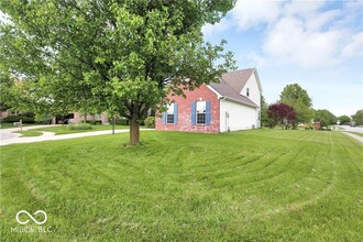 13441 Spicebush Ct in Carmel, IN - Building Photo - Building Photo
