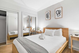 1221 S Eads St in Arlington, VA - Building Photo - Building Photo