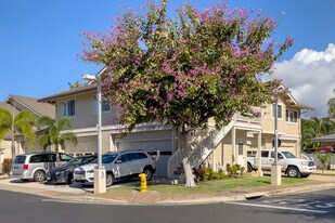 92-1527 Aliinui Dr Apartments