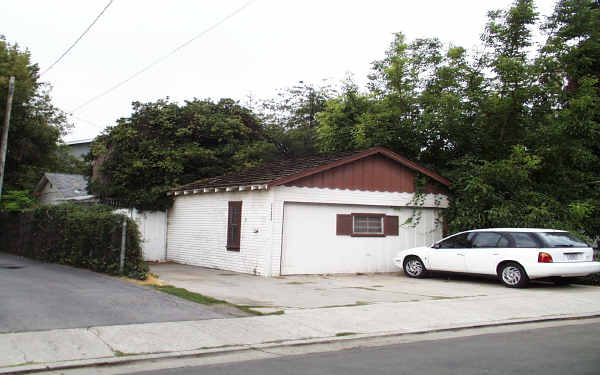 The Woodbridge in Studio City, CA - Foto de edificio - Building Photo