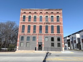 The Grandview Hotel in Chattanooga, TN - Building Photo