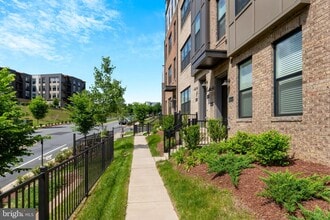 654 Noush Ct in Charlottesville, VA - Building Photo - Building Photo