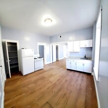 3601 S Winchester Ave, Unit 2 Rear in Chicago, IL - Building Photo - Building Photo