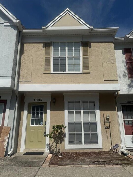 11316 Grandville Dr in Tampa, FL - Building Photo