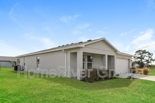 900 Wilmington Pkwy in Cape Coral, FL - Building Photo - Building Photo