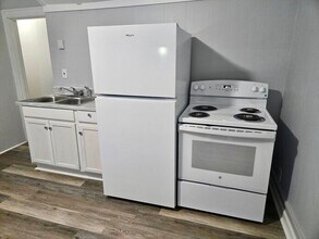 409 Cedar St in Niles, MI - Building Photo - Building Photo