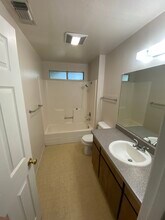 1279 Citrus Ave, Unit B in Chico, CA - Foto de edificio - Building Photo