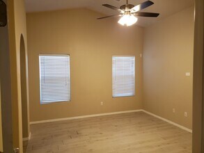 2541 Prado Del Sol Ave in Las Cruces, NM - Building Photo - Building Photo