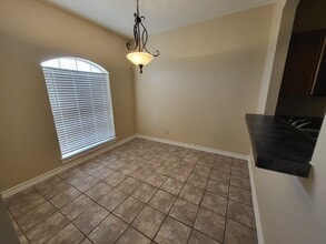 1404 Musser St in Laredo, TX - Building Photo - Building Photo