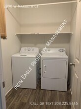 2990 W Marbeth Ct in Meridian, ID - Building Photo - Building Photo