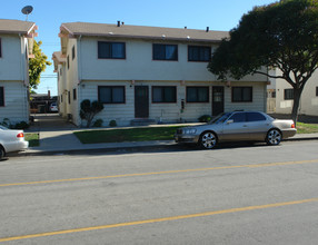 Five Aces Apartments in Santa Clara, CA - Building Photo - Building Photo