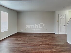 1413 Dowell St, Unit 3B in Greenwood, IN - Building Photo - Building Photo