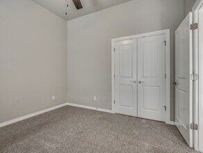 9205 NW 116th St in Yukon, OK - Building Photo - Building Photo